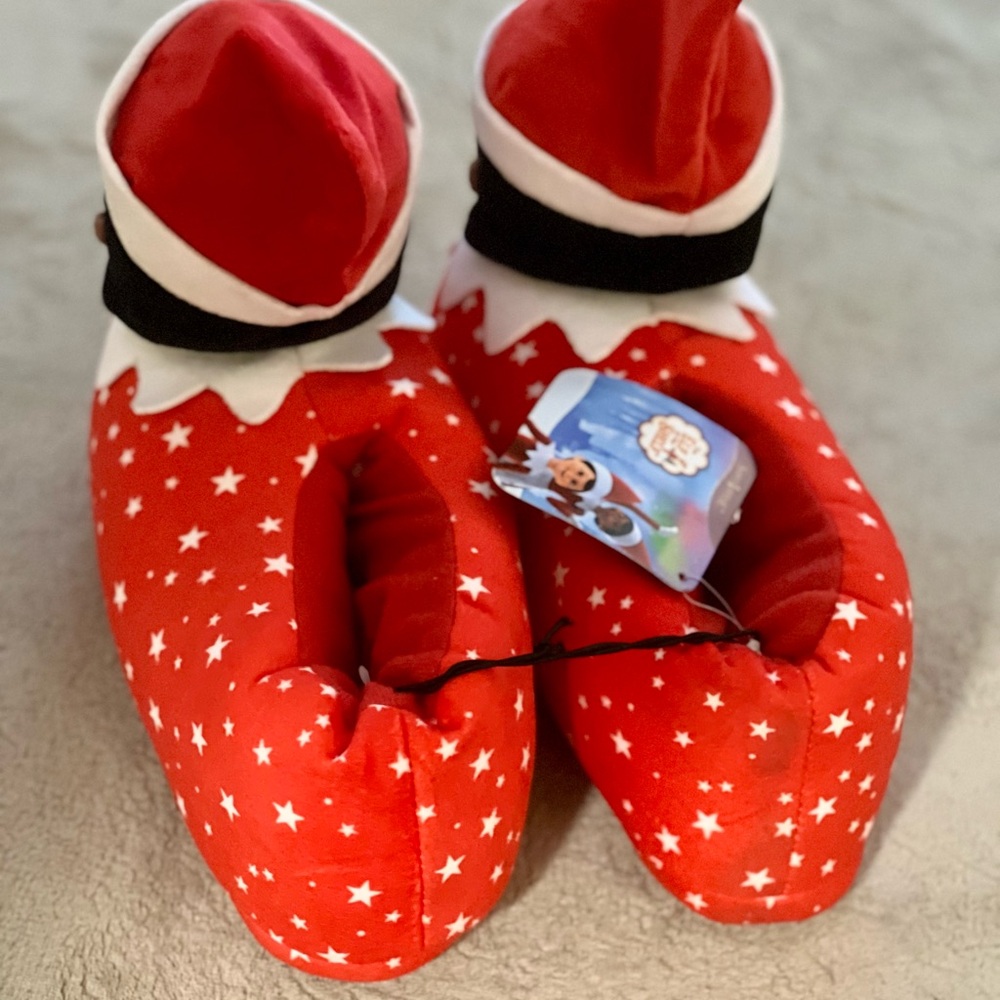 Elf on the Shelf Slippers for Kids - Picture 3 of 3